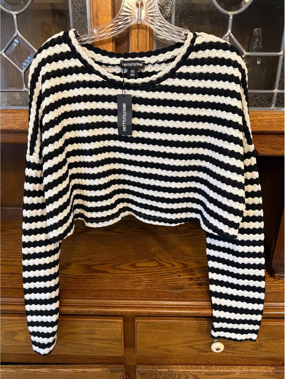 PrettyLittleThing Striped Crop Knit Top US 12 Black Cream Textured Boxy NWT